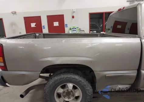 2000 Chevrolet Silverado 1500 Lt z USA, uszkodzony, nr VIN 2GCEC19T1Y1153213